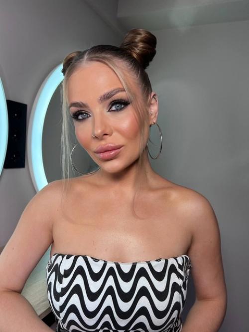 Безупречный макияж и стильная прическа - это работа профессионала! 05