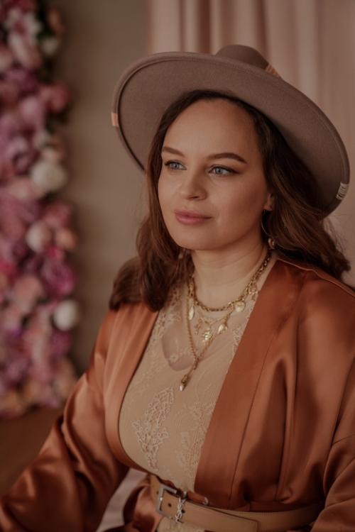 Проект Перезагрузка.  Важно помнить, что для каждой женщины очень необходимо оставаться женщиной. 09