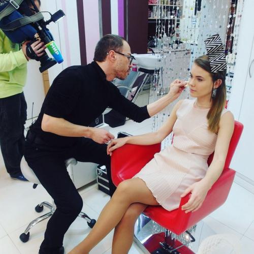 А мы снимаем передачу про шляпки и стиль для телеканала Мир! 09