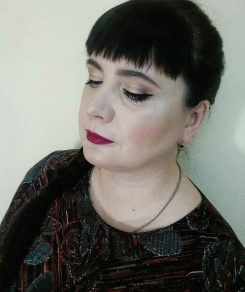 Девчонки!  Я сертифицированный мастер визажист! 09