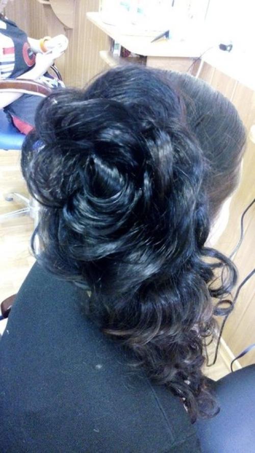 Я могу сделать ваш образ неповторимым с помощью макияжа и причёски ( пробная бесплатно), стрижки, окрашивания, омбре, сомбре, мелирование, балаяж! 05