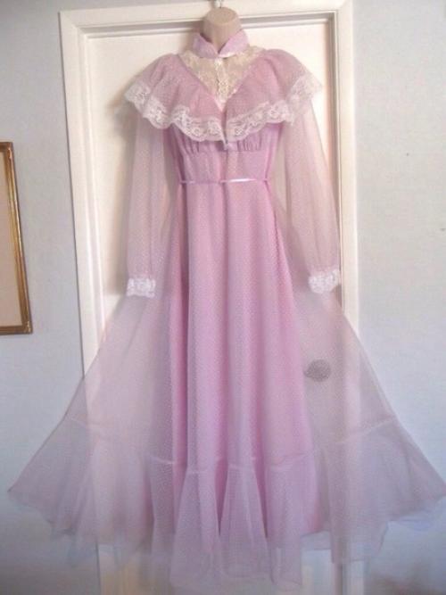 Девочки, привет!   Пришло время для просмотра всех сказочных платьев и нарядов, которые будут у нас на нашем фотопроекте 15 мая. 07