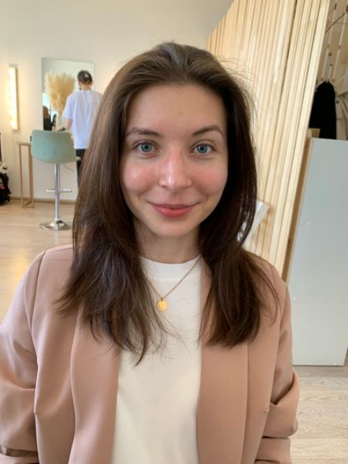 Дорогие невесты, если у вас есть вполне конкретный запрос на прическу и макияж, то поинтересуйтесь заранее, делаю ли я такое. 01