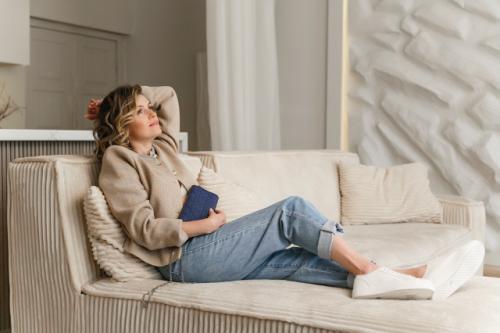 Очень насыщенный на эмоции апрель закончился. 04