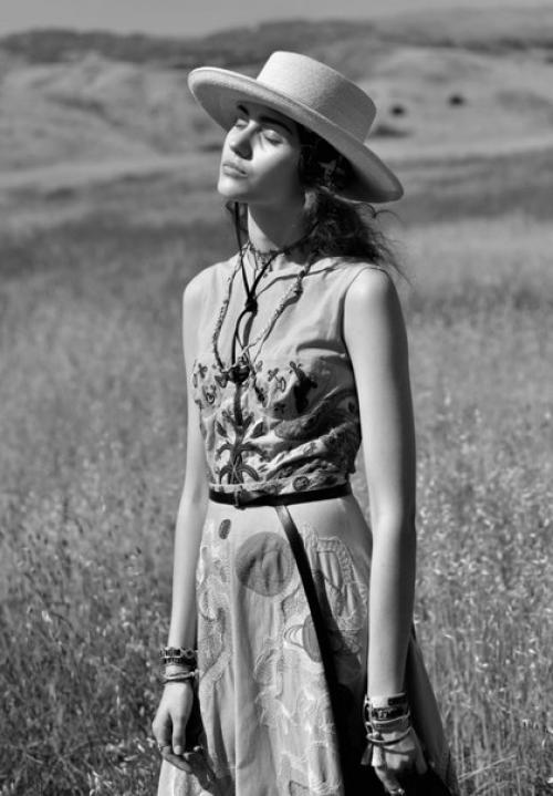 Калифорнийская романтика: бьюти - образы шоу Dior Cruise 2018. 09