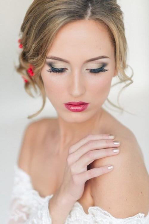 Дорогие невесты?  Наши стилисты - визажисты рады предложить вам макияж и прическу в день свадьбы? 02