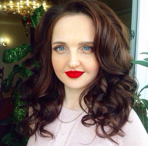 Макияж и прически любой сложности выполняю. 03