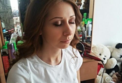 Девочки?  Совсем скоро выпускные, свадьбы? 04