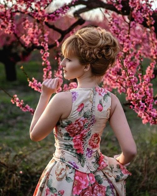 Милые девушки, я стилист по волосам и визажист жебеленко Юлия? 01