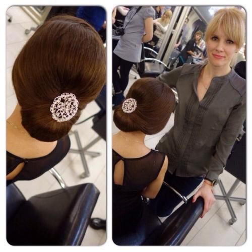 Выпускной бал - это праздник, которого ждет каждая школьница. 09 Выпускной бал - это праздник, которого ждет каждая школьница. 09