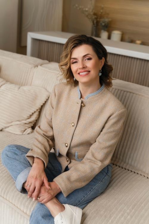 Очень насыщенный на эмоции апрель закончился. 01