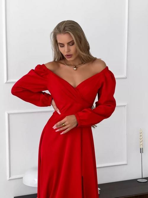 Выбирай элегантное платье в ярких или пастельных оттенках, украшенное пайетками, кружевом или вышивкой. 02