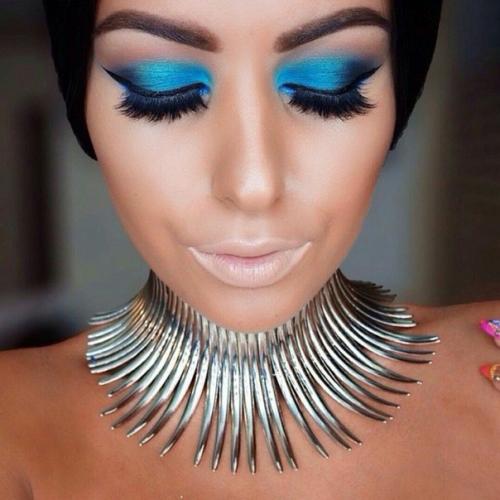 Лицо!  Лик мужчины не смогут сказать, какой формы им нравятся глаза, брови, губы, нос. 01