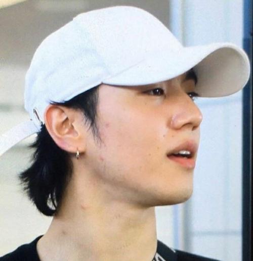 Как же сильно я люблю фотографии, на которых айдолы выглядят максимально естественно. 01