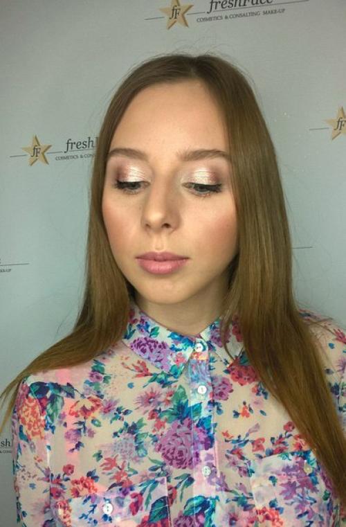 В поисках модели на макияж, возможно полный образ с прической. 03