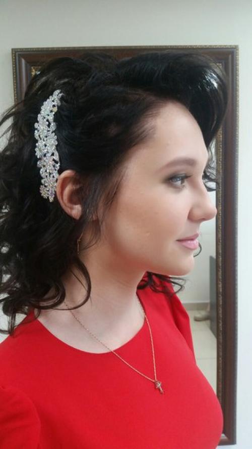 Макияж и прическа на выпускной вечер, на окончание школы, для милой девушки Дарьи! 05