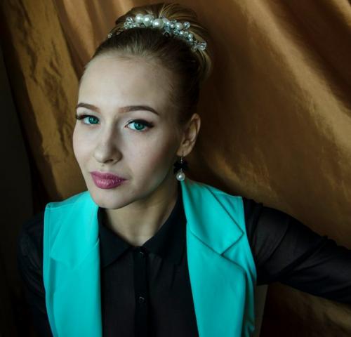 Милые девушки, приглашаю вас на праздничный образ. 07