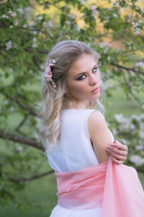 Гребень с цветами нежной пышной сакуры. 03