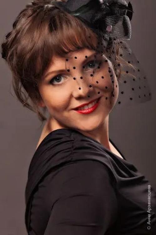 Мой первый опыт на профессиональной фотосессии был 11 лет назад в студии Анны Арзамасцевой, г. Пенза. 05