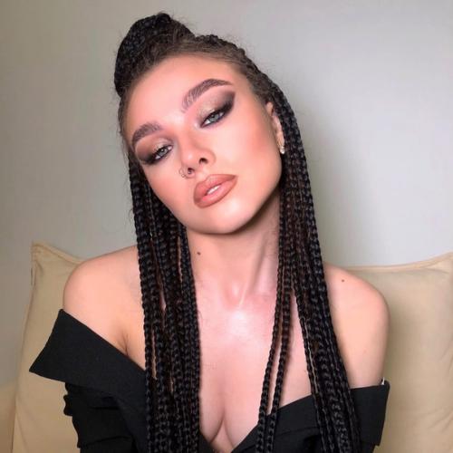 Визажист/стилист по волосам. 05