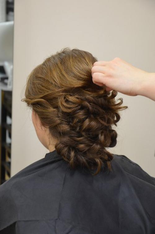 Над прической и макияжем трудились наши мастера? 02 Над прической и макияжем трудились наши мастера? 02