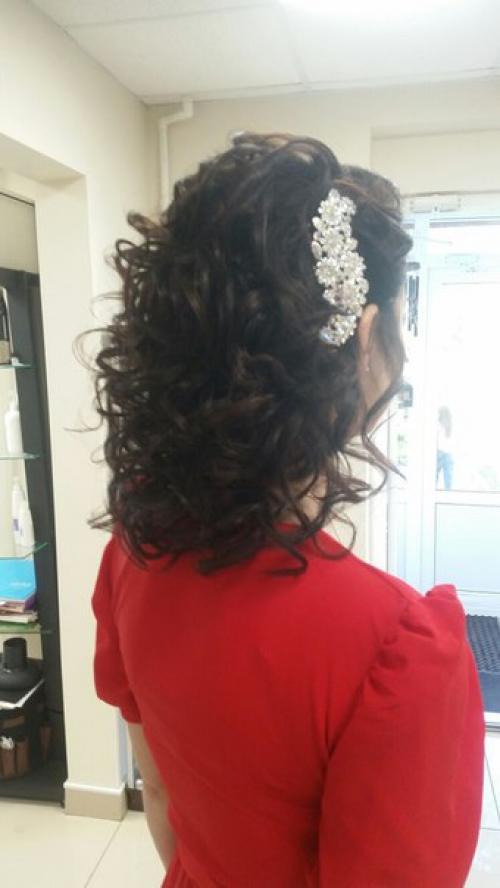 Макияж и прическа на выпускной вечер, на окончание школы, для милой девушки Дарьи! 06