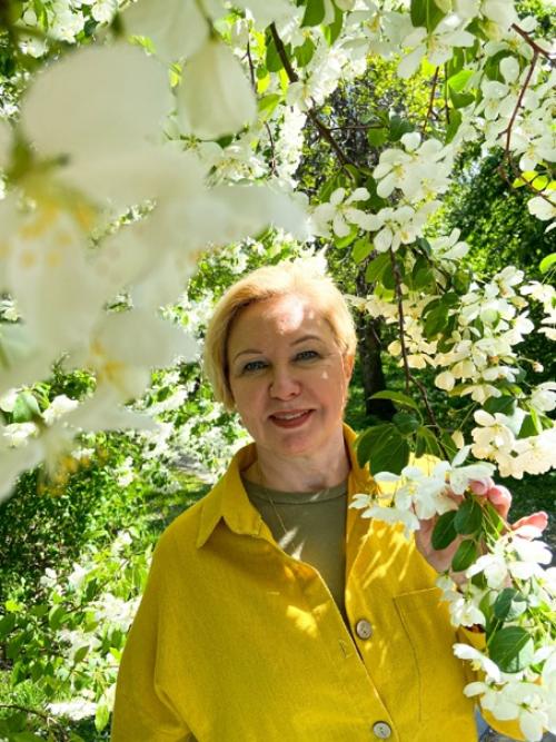 Архетип яблони.   Почему по весне многие женщины восхищаются цветением яблонь? 01