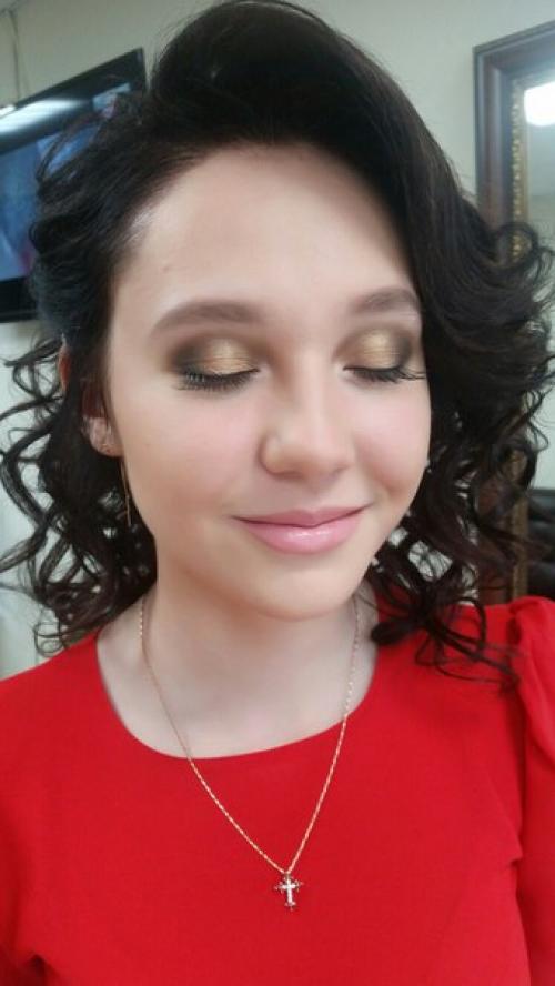 Макияж и прическа на выпускной вечер, на окончание школы, для милой девушки Дарьи! 07