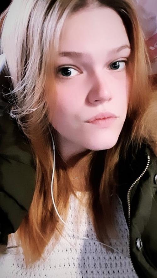 8 июля мы играем скромную свадьбу, будет фотопрогулка. 01