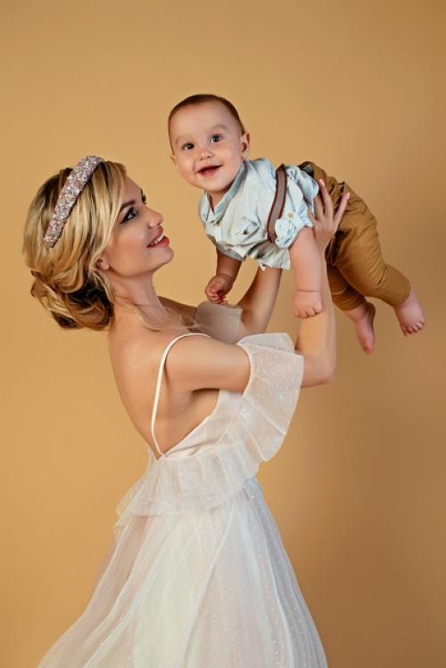 Свекровьитёща съёмка для свадебного салона леди Мэри, фотограф Ксения Долматова, макияж и причёска у меня - Оксана браско. 05