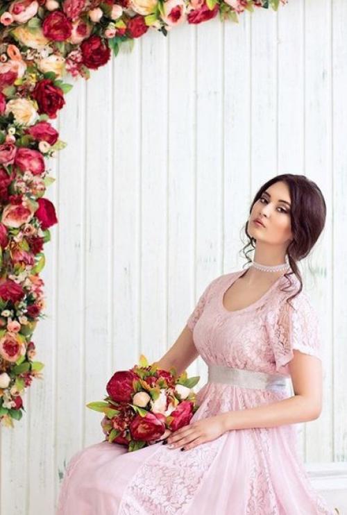 Девушки?  Предлагаю услуги визажиста - мастера по причёскам. 06