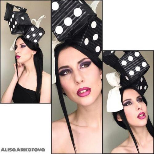 Милые девушки?  Я стилист - визажист, предлагаю вам свои услуги: 01