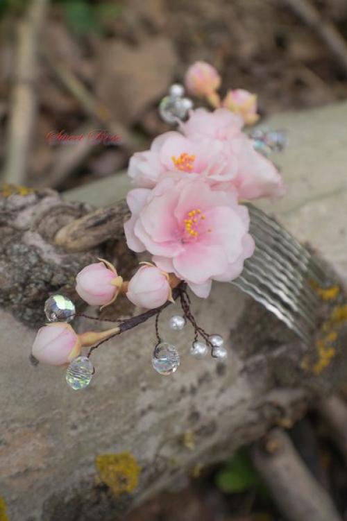 Гребень с цветами нежной пышной сакуры. 02