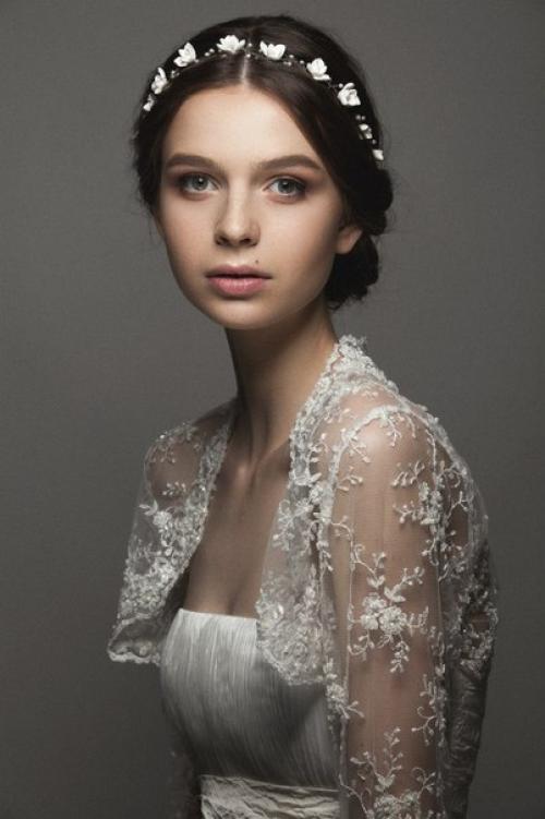 Я всегда советую воздерживаться от экспериментов над своей внешностью перед свадьбой/выпускным или другой важной датой. 01