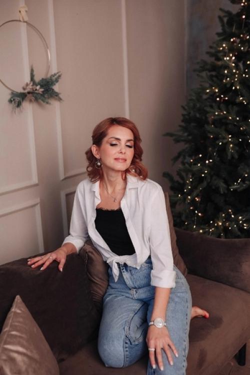 Большинство из нас хоть раз, но были на фотосессии - индивидуальной или семейной. 03