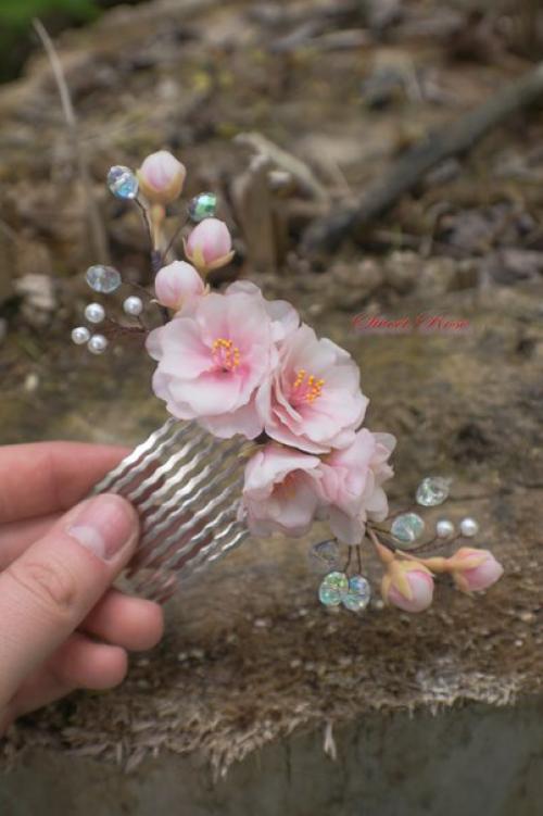 Гребень с цветами нежной пышной сакуры. 04