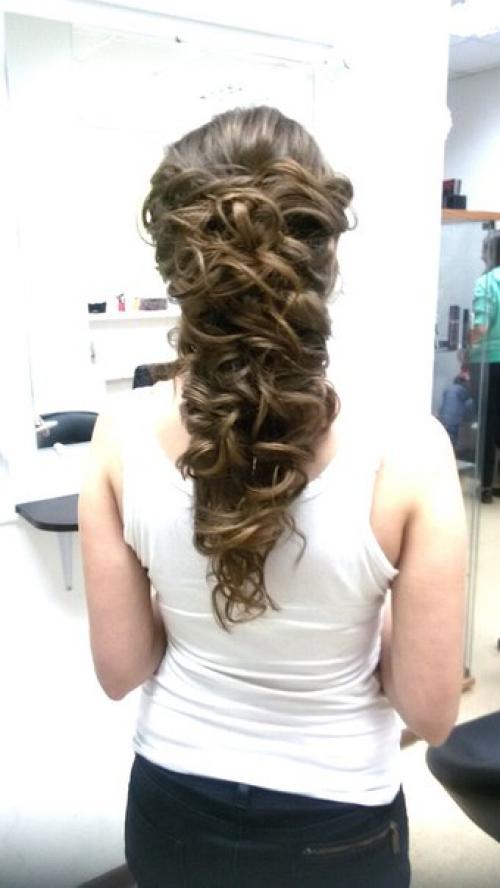 Милые девушки, будущие выпускницы? 04