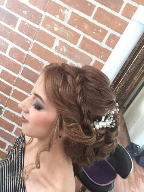 Модель - выпускница Анастасия. 01