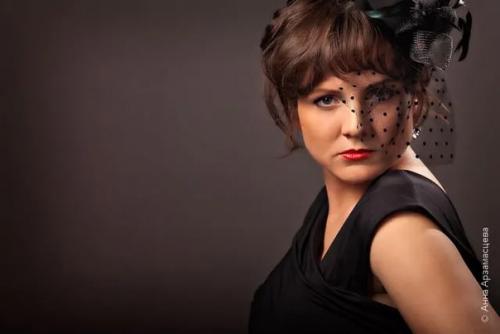 Мой первый опыт на профессиональной фотосессии был 11 лет назад в студии Анны Арзамасцевой, г. Пенза. 07