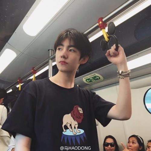 Корейские прически для парней. Факты.
Стандарты красоты в южной Корее для парней?