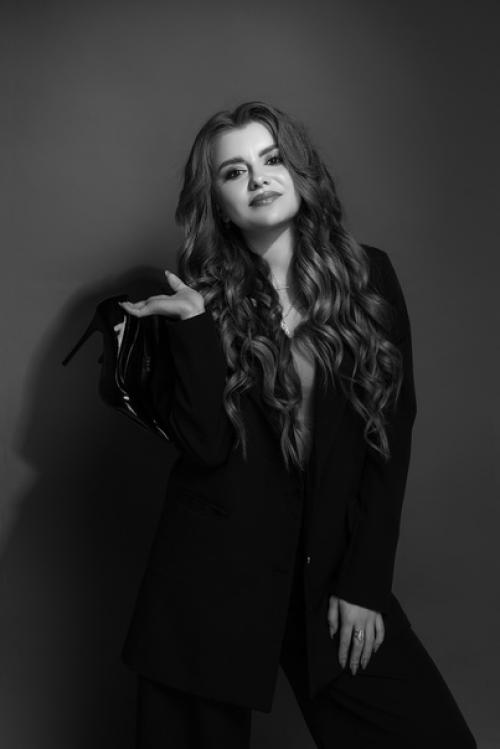 Плюсы студийной фотосессии: 01