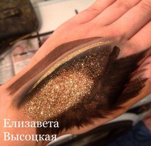 Предоставляю услуги визажа. 01