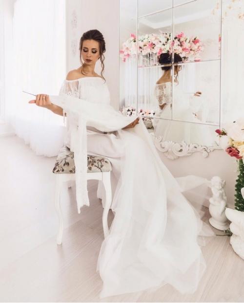 И в лучезарной утренней улыбке. 03