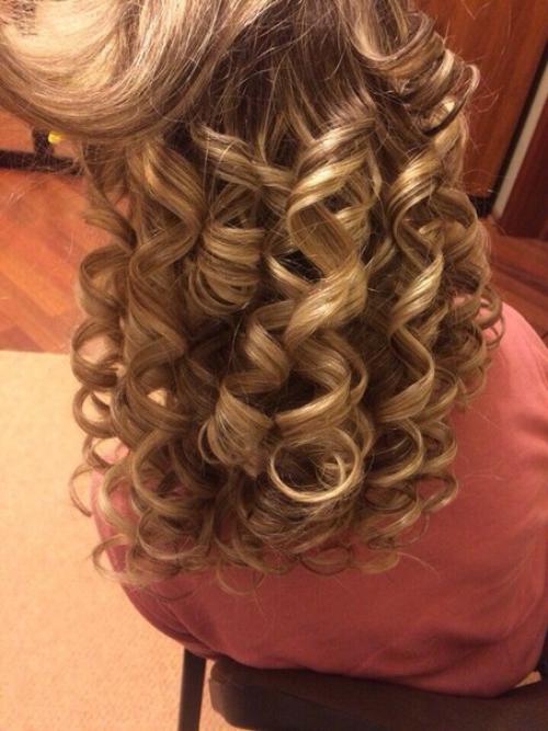 Требуются модели на прически, локоны, макияж? 04