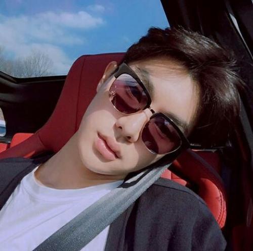 Корейские прически для парней. Факты.
Стандарты красоты в южной Корее для парней?