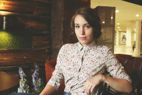 Дорогие красавицы?  Нужны модели на прически и макияж для пополнения портфолио работ. 04