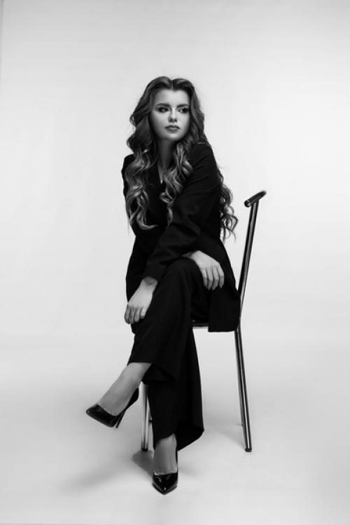 Плюсы студийной фотосессии: 03