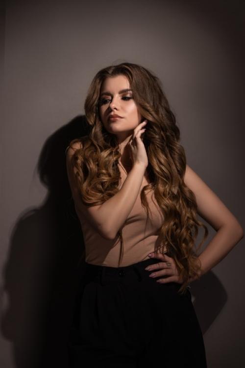 Плюсы студийной фотосессии: 02