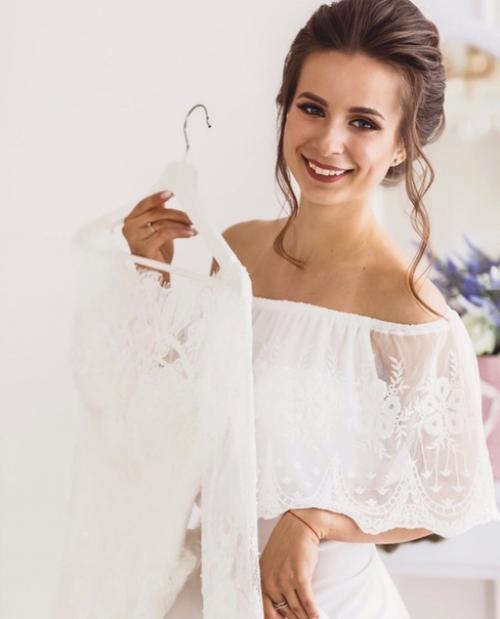 И в лучезарной утренней улыбке. 02