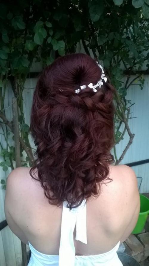 Девочки нужны модели на прически, локоны, косы, макияж. 03